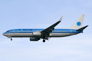 월본항공 B737.png